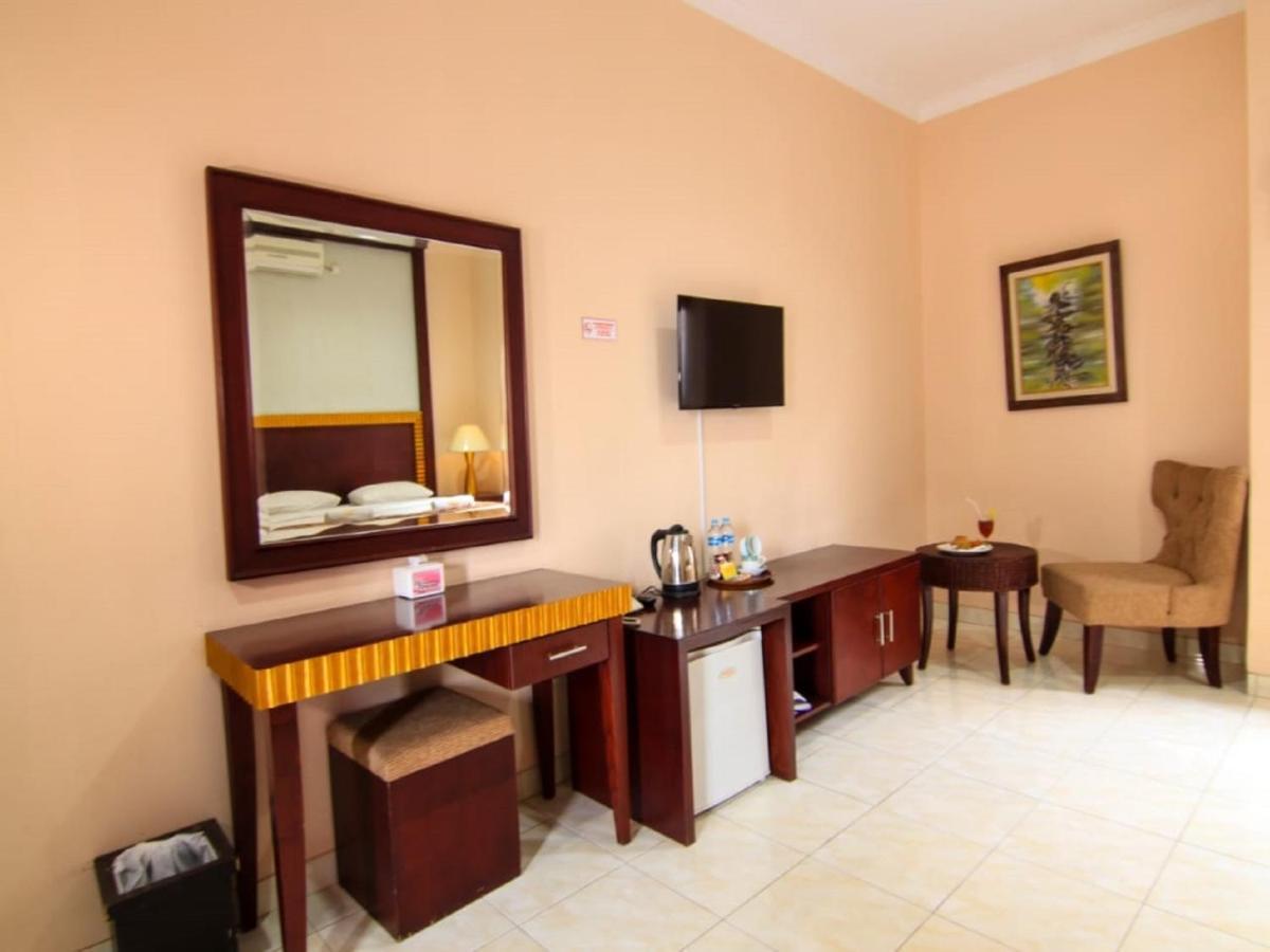 סיאנג'ור Hotel Signature Mandala Kencana מראה חיצוני תמונה