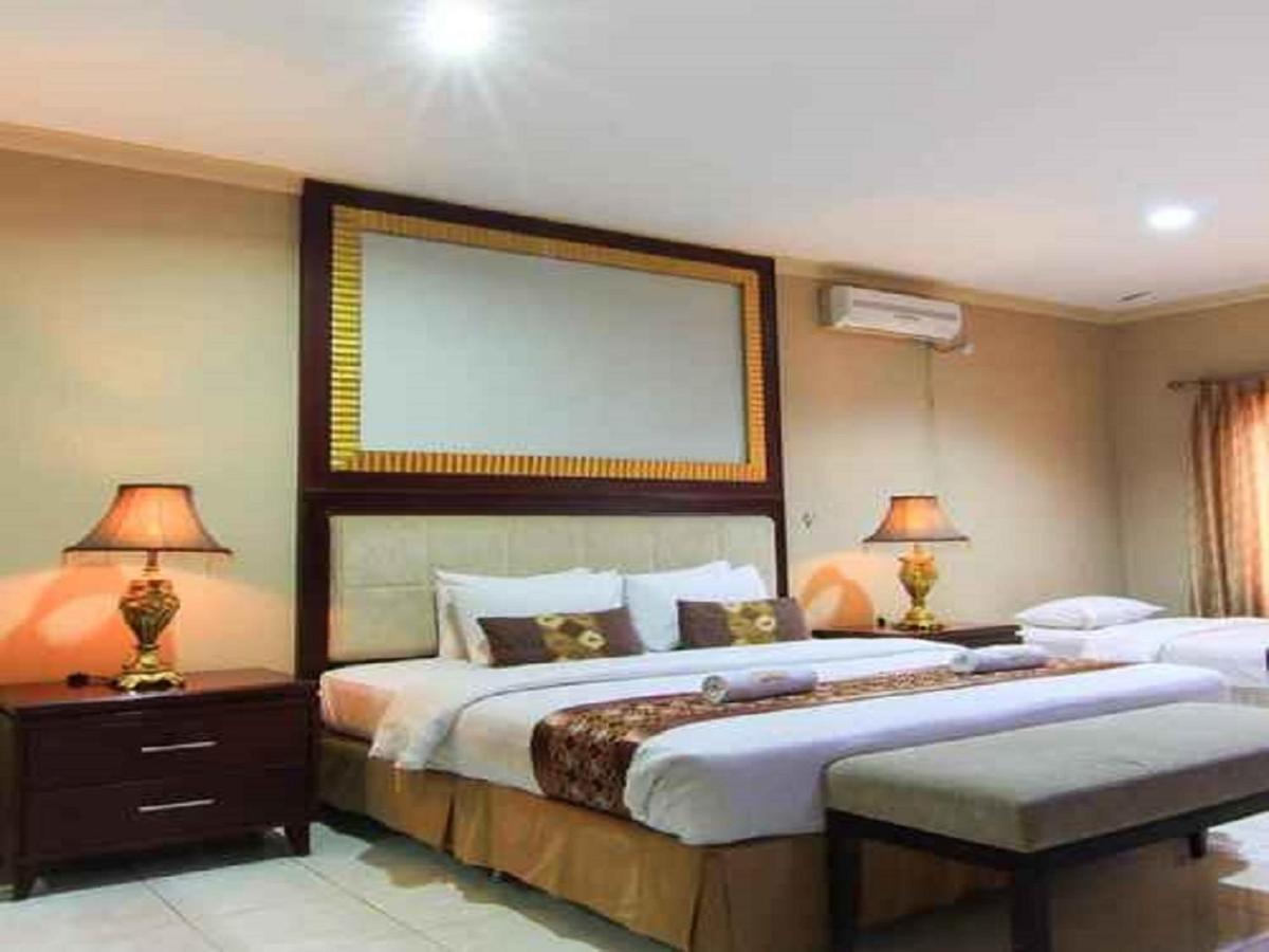 סיאנג'ור Hotel Signature Mandala Kencana מראה חיצוני תמונה