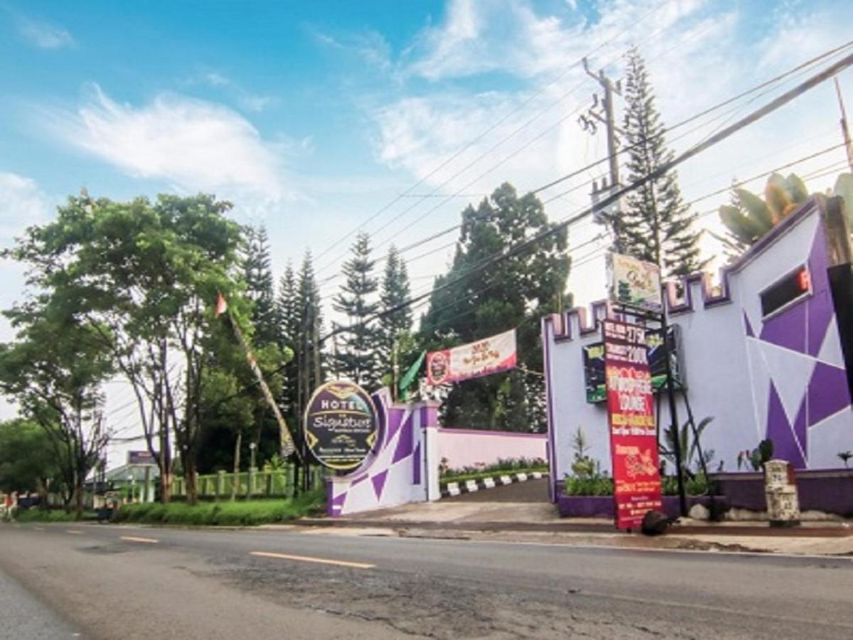 סיאנג'ור Hotel Signature Mandala Kencana מראה חיצוני תמונה